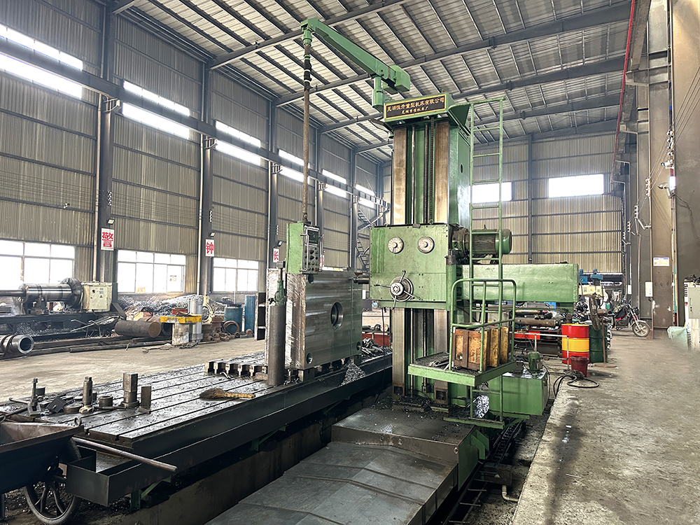 ZHIBO hydraulic press working shop