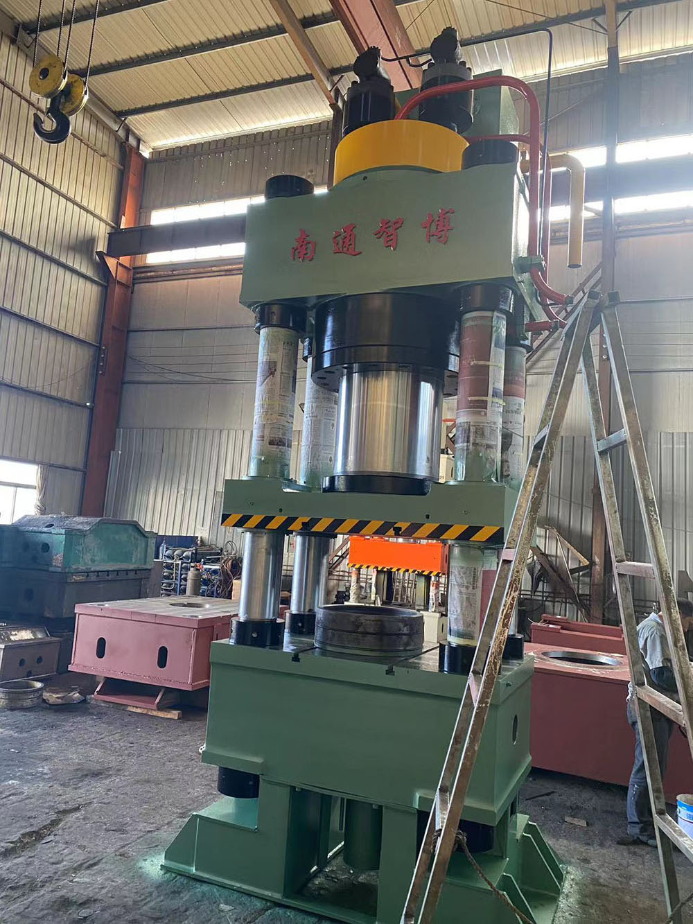 Various non-standard customized hydraulic presses