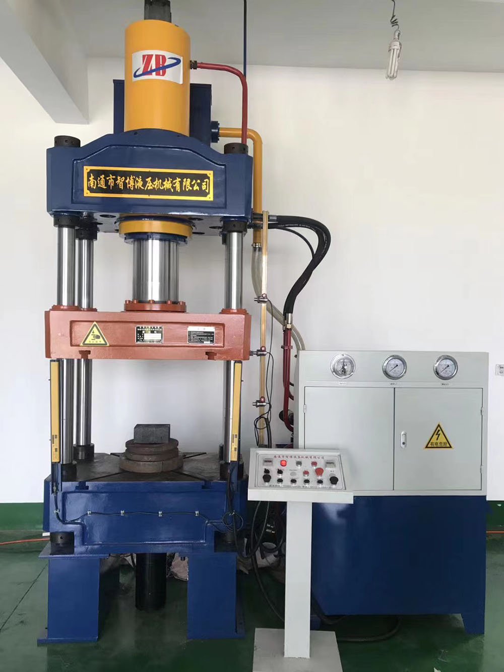 YZ32 series four-column universal hydraulic press