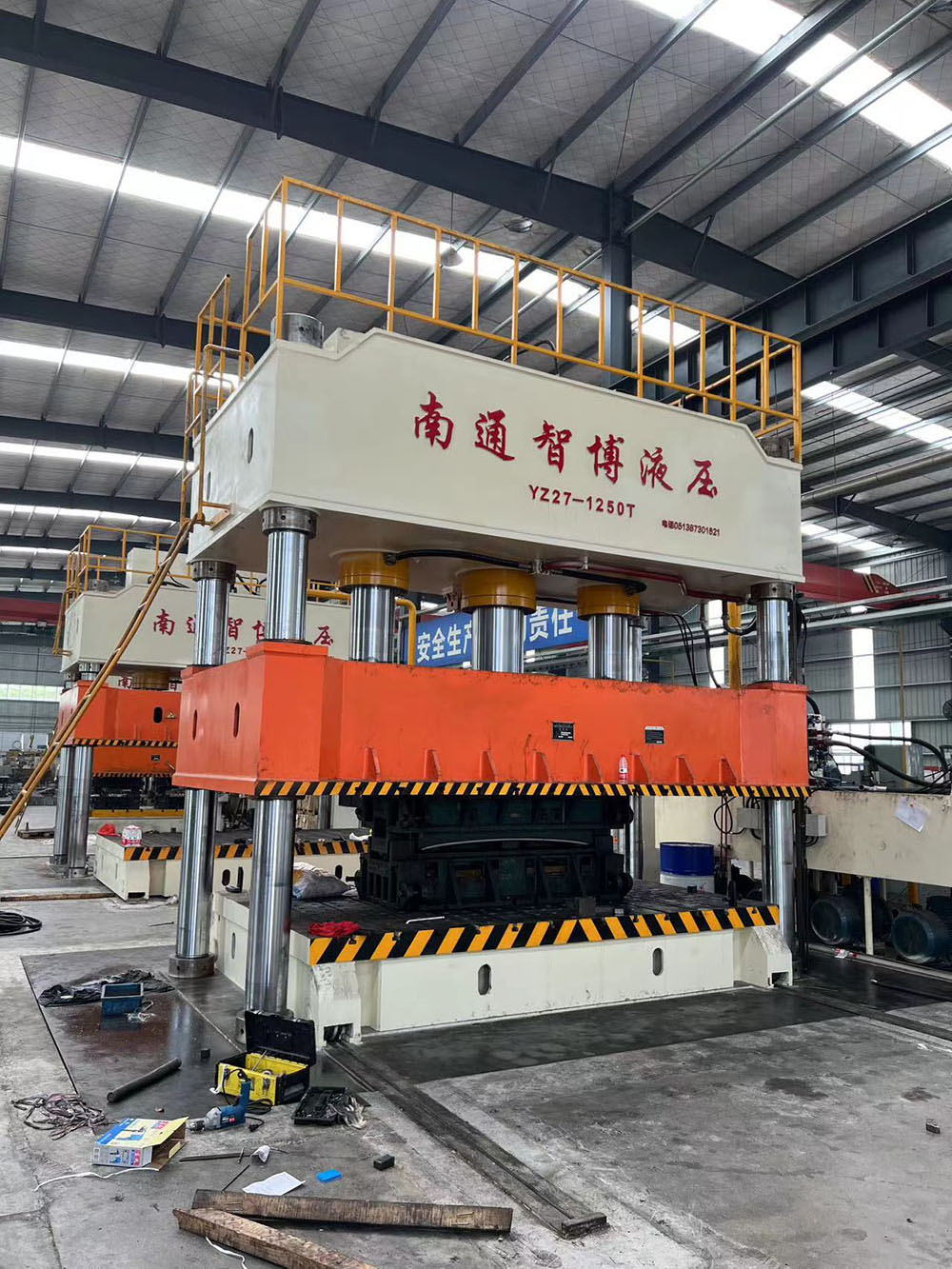 YZ27 series four-column single-acting thin plate stamping hydraulic press